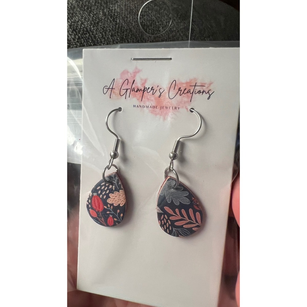 A Glamper's Creations Teardrop Earrings Womens‎ Navy Fall Floral NWTG Cork